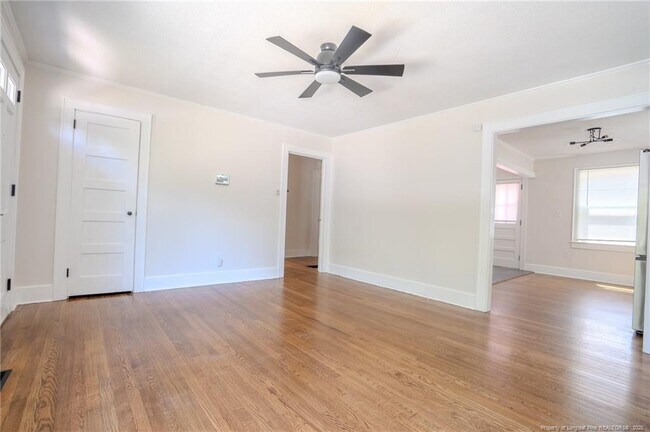 Building Photo - 120 Kirkland Dr