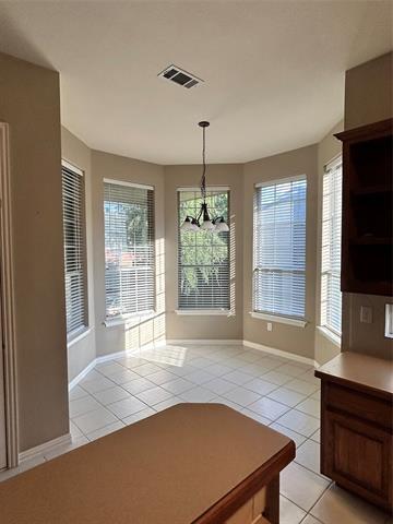 Building Photo - 1670 Oak Ridge Dr