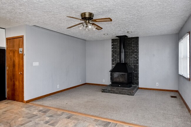 Building Photo - 2300 Avenue F