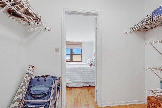 Building Photo - 5480 N Ocean Dr