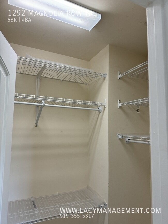 Building Photo - 1292 Magnolia Row Trail