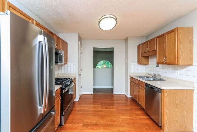 Building Photo - 3857 Merryweather Trail