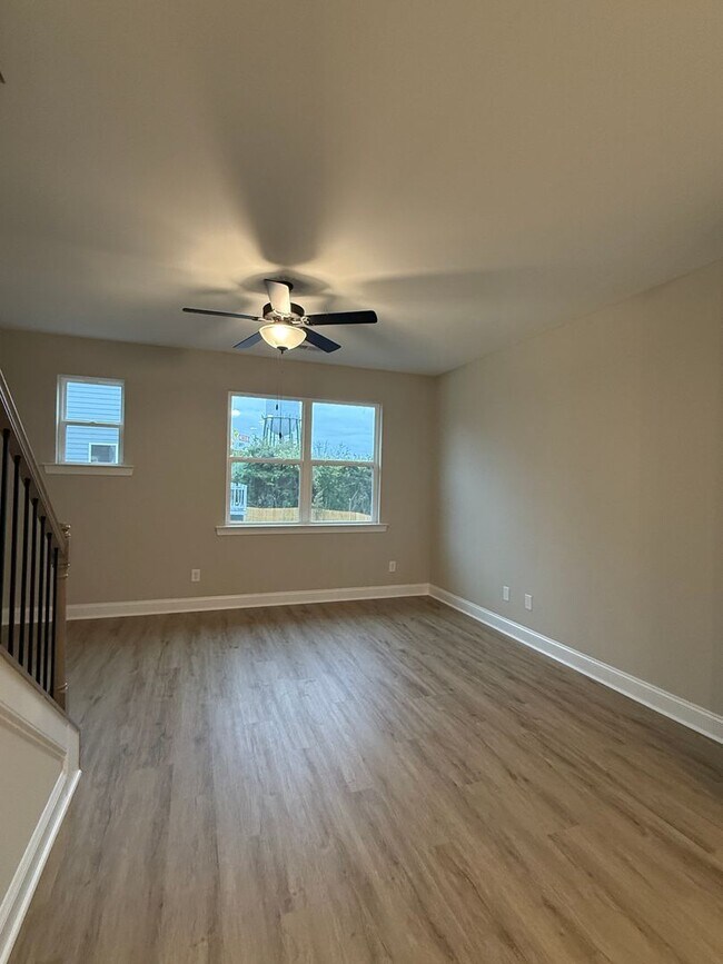 Building Photo - Brand New Townhomes For Lease in WestEnd