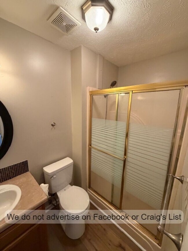 Building Photo - River Cliff Villas- Crooked Creek Court