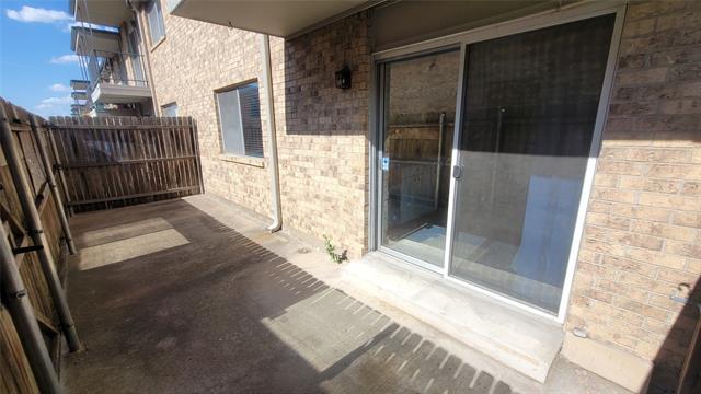 Building Photo - 7903 Meadow Park Dr