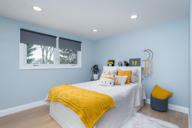 Building Photo - 2407 N Lafayette St