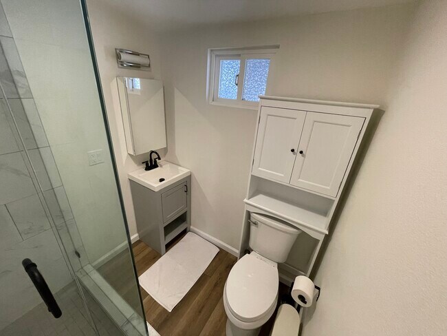 Building Photo - 1075 Redondo Ave