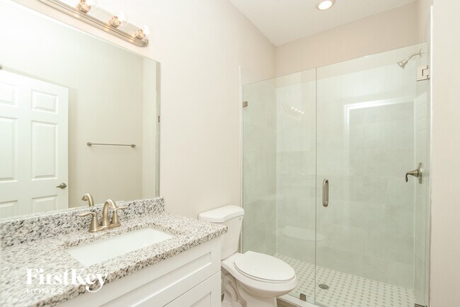 Building Photo - 515 Paigo St SE