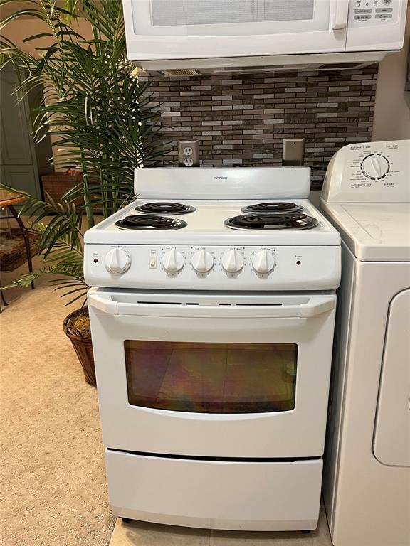 Building Photo - 2535 N MacGregor Way