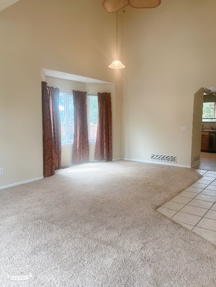 Building Photo - 17515 E Caspian Pl