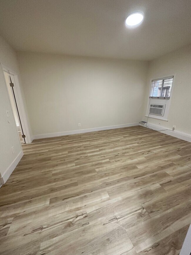 Interior Photo - Modern & Stylish