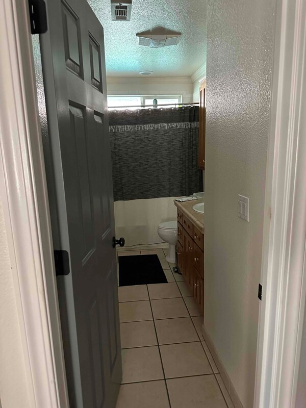 Building Photo - 1811 Laurel Ave