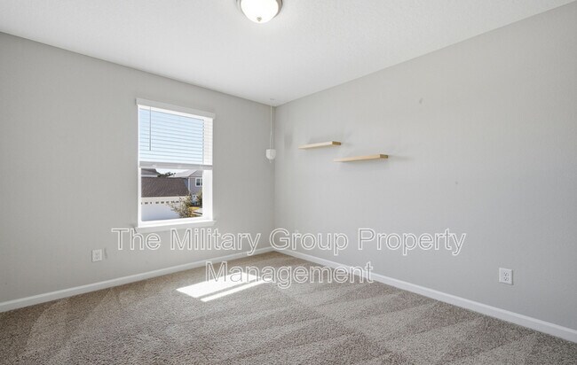 Building Photo - 253 Clarys Run