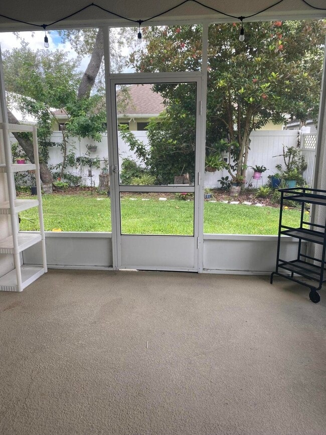 Building Photo - 412 Waterside Cir