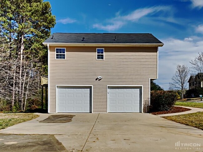 Building Photo - 105 Christine Ct