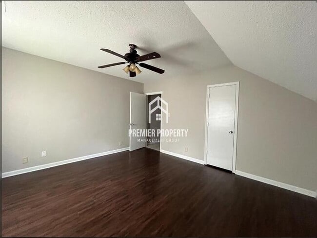 Building Photo - 58 S Walnut Bend Rd