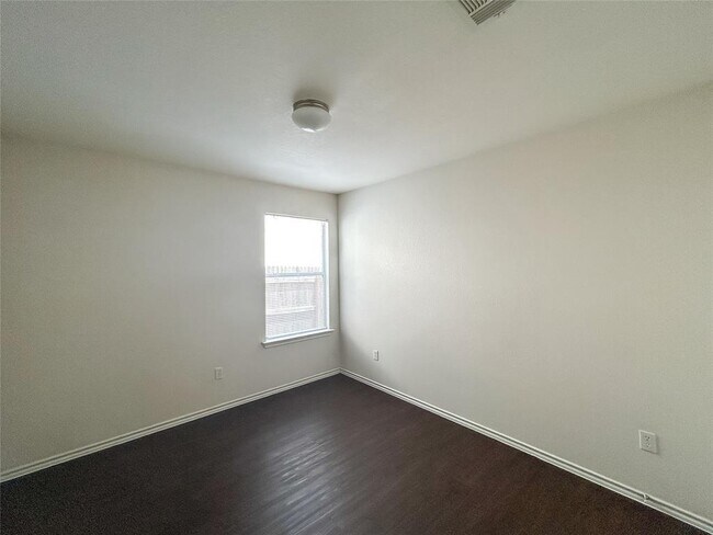 Building Photo - 232 Brandons Way