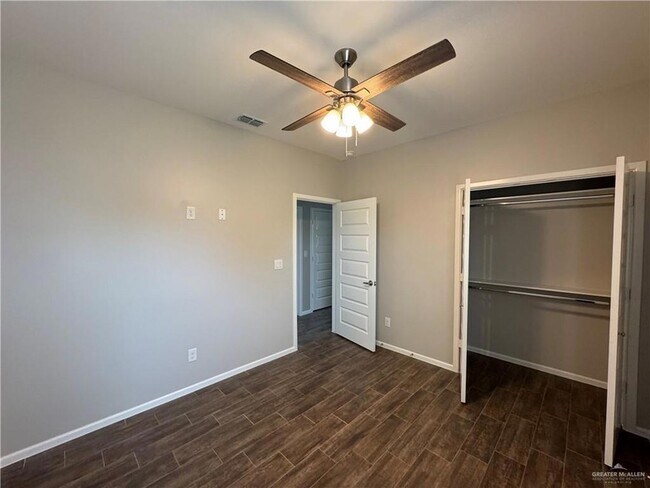 Building Photo - 1612 Canelo Dr