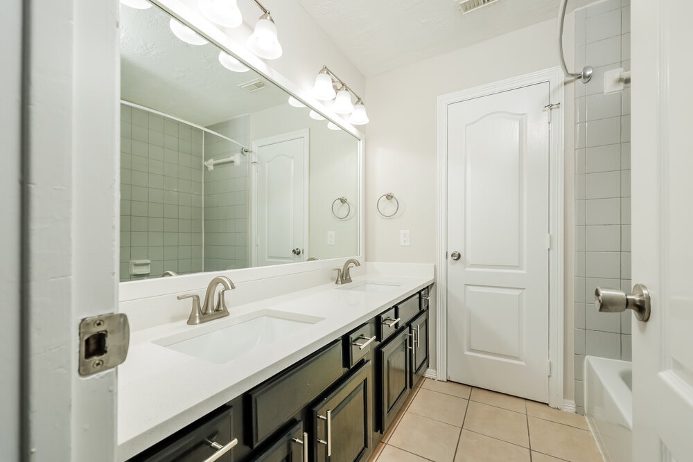 Building Photo - 26118 Cypresswood Dr