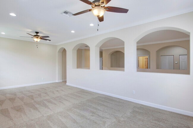 Building Photo - 12101 SW Aventino Dr