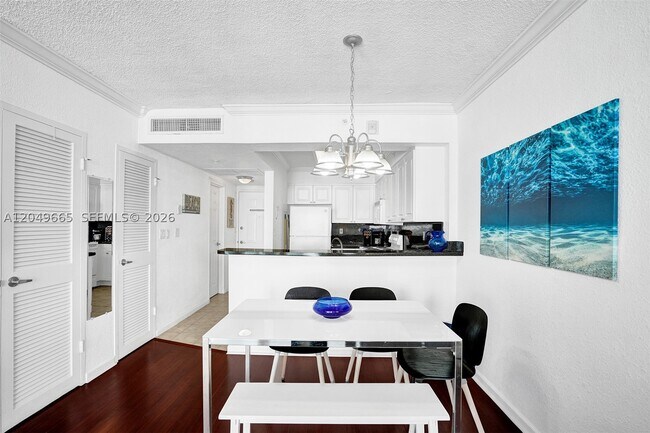 Building Photo - 2501 S Ocean Dr