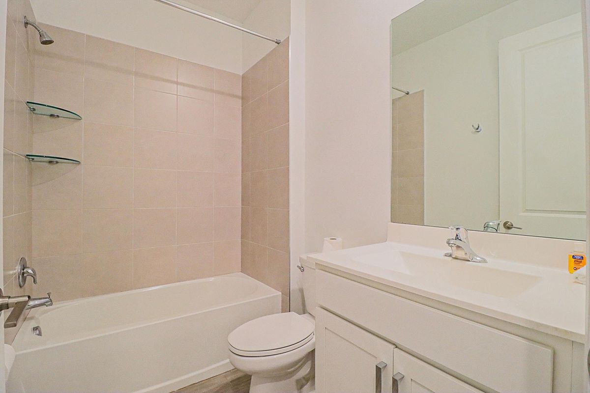 Building Photo - 14518 Crawford Brook Ln