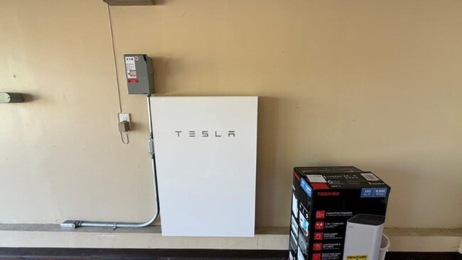 Building Photo - Concord, Nicely remolded 3 bedroom, 3 bathroom home w/ 2 car garage and Tesla solar system