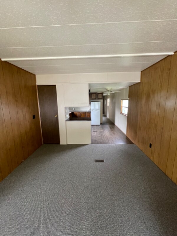 Building Photo - 318 Pearl Ln