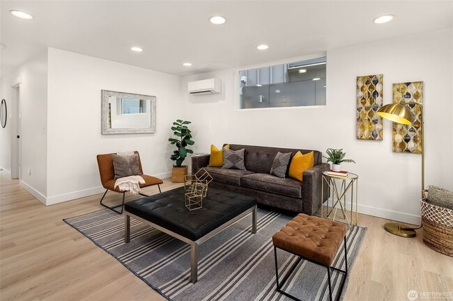 Building Photo - Brand new 4 bedroom, 3 bath, 2769 sqft.  2 car garage, EV ready.