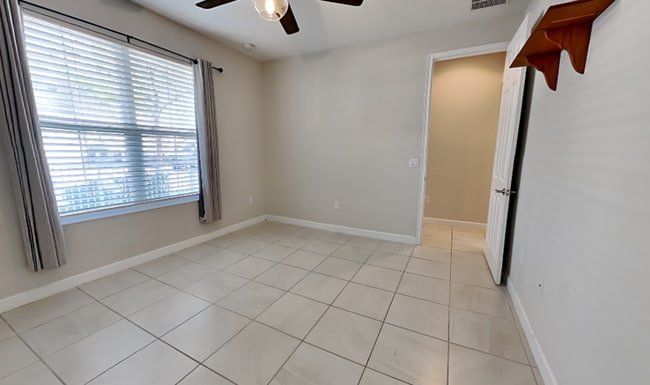 Building Photo - 895 Brutus Terrace