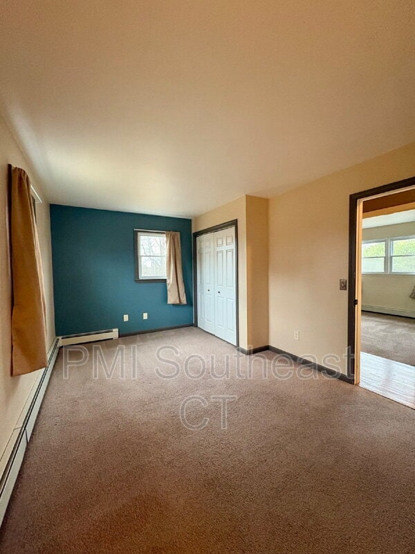 Building Photo - 49 Deer Ridge Rd