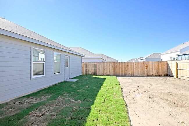 Building Photo - 1808 Stonechat