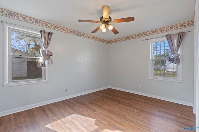 Building Photo - 1611 Clb Vw Dr NW