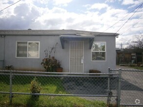 Building Photo - 1 Bed-1 Bath Single Story Duplex in El Cajon