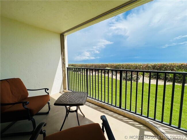 Building Photo - 10044 S Ocean Dr