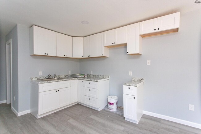 Building Photo - 2507 Buchanan St