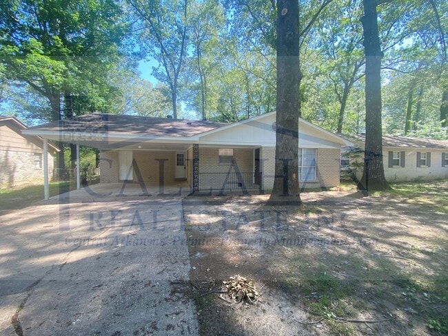 Primary Photo - Southwest LR 4 Bedroom Home