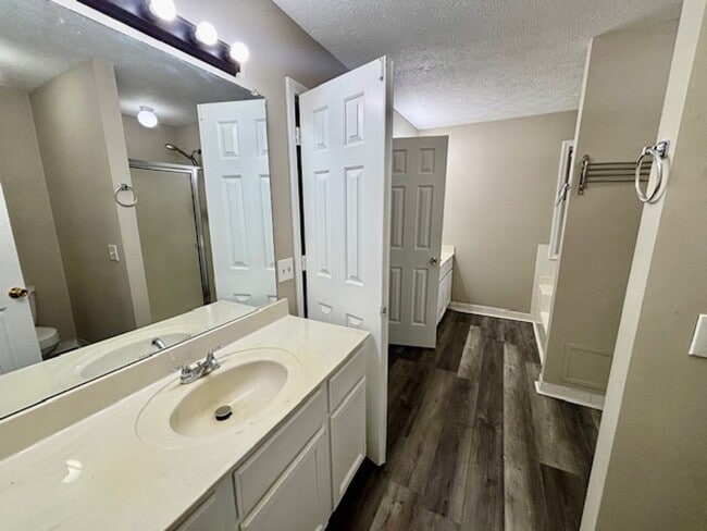 Building Photo - 3484 Shady Woods Cir