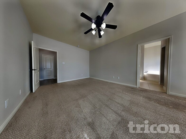 Building Photo - 27005 Wichita Ct