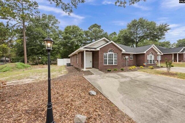 Building Photo - 118 Hutto Hill