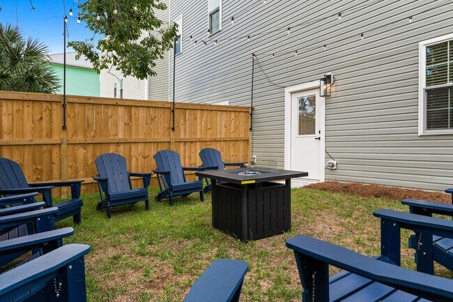 Building Photo - 1416 Snapper Ln