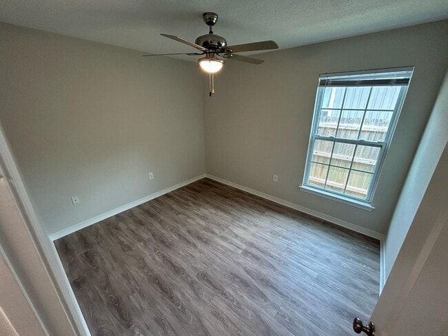 Building Photo - 766 Rosa Parks Cir