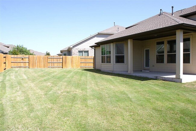 Building Photo - 3264 Pablo Cir