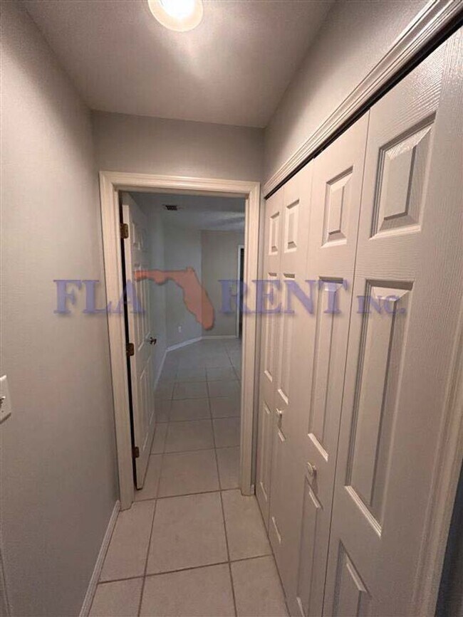 Building Photo - *  2Bed 2Bath with Bonus Room Golf Villa located in Winter Springs *