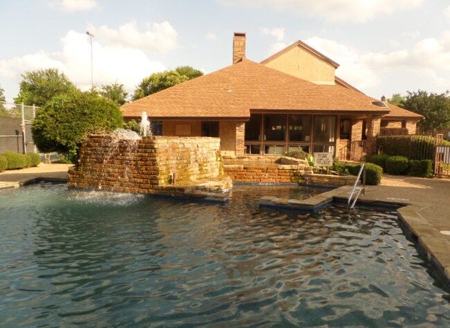 Building Photo - 1101 Calico Ln