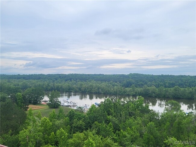 Building Photo - 301 Beacon Ridge Dr