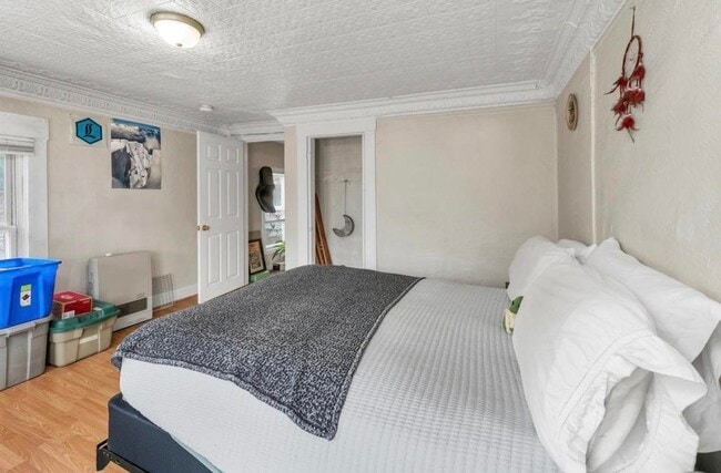 Building Photo - 106 Messer St