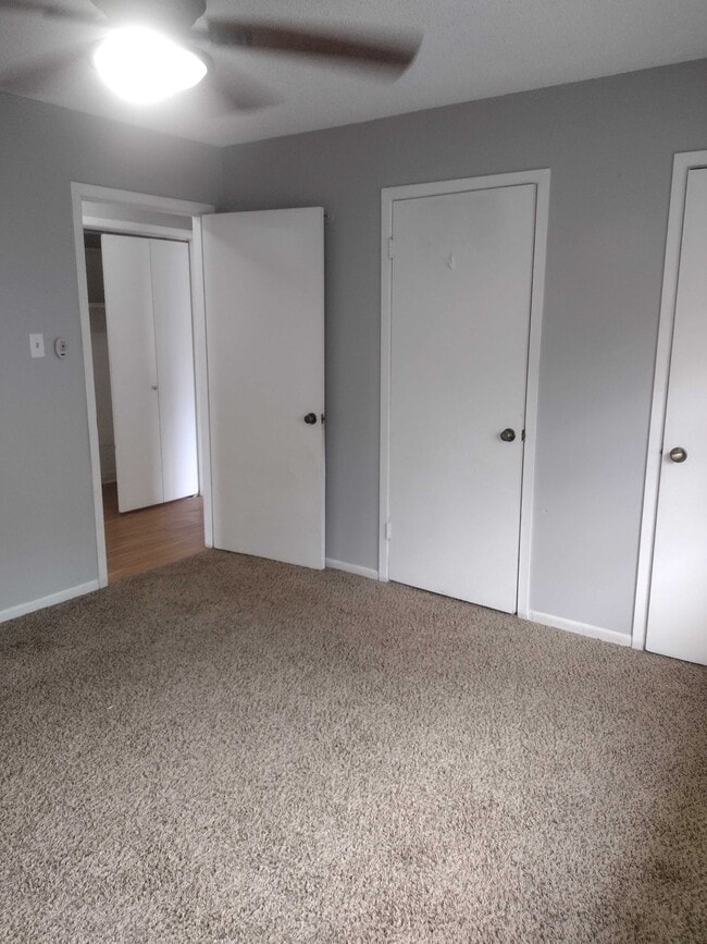 Building Photo - 525 Broad St