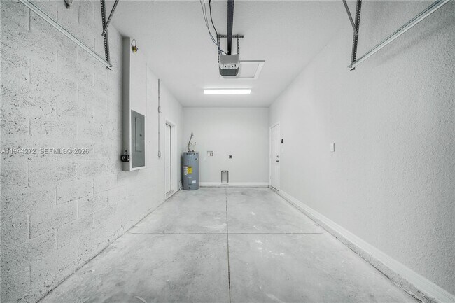 Building Photo - 1494 Las Villas Blvd