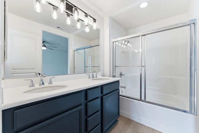 Building Photo - Charming Three Vines Condo with Fresh Upgrades